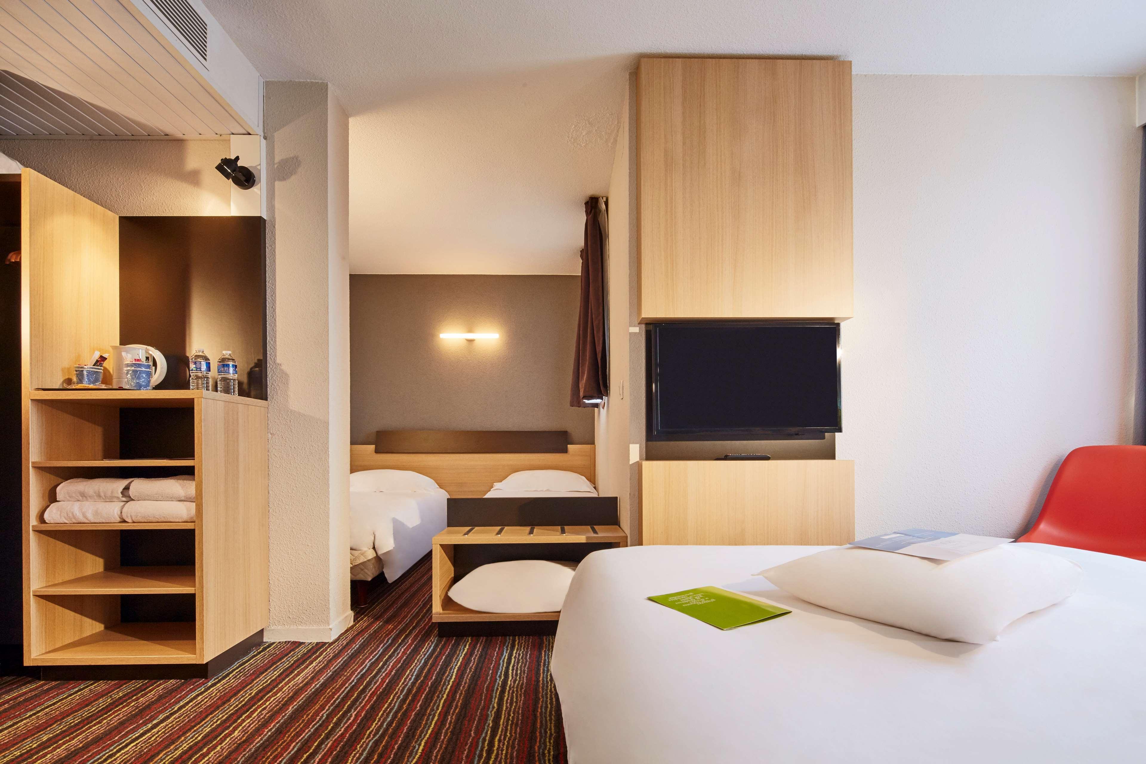 Kyriad Tours Sud - Chambray Les Tours Ngoại thất bức ảnh