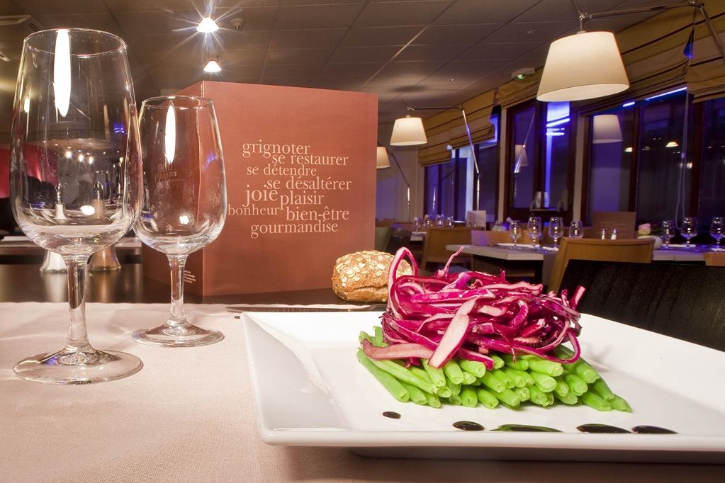 Kyriad Tours Sud - Chambray Les Tours Nhà hàng bức ảnh
